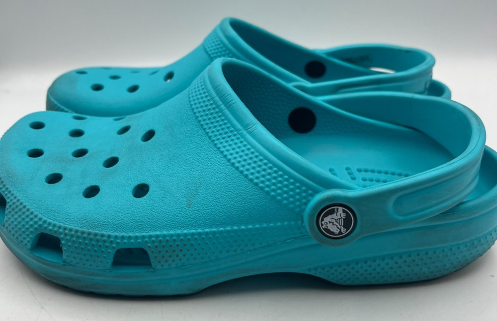 Crocs Classic Clog Mens 7 Womens 9 Turquoise Teal Slip On Water Shoes Comfort
